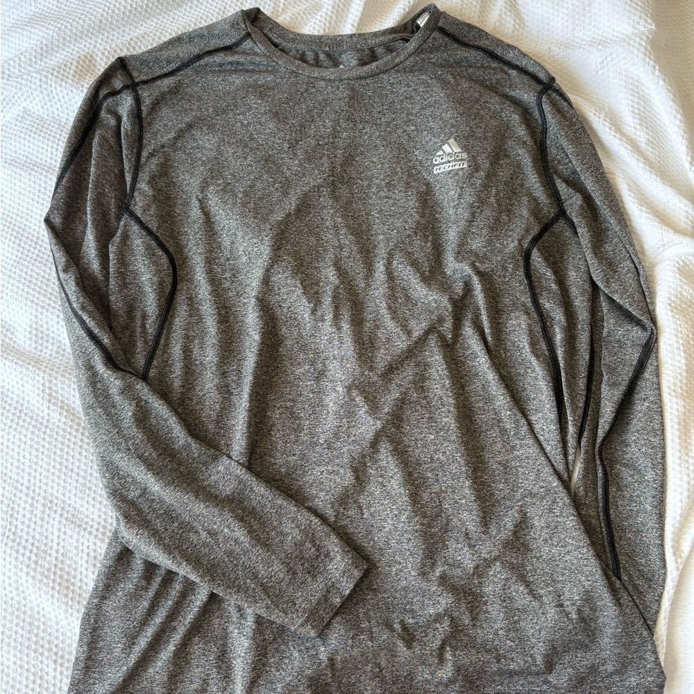 Adidas Men's Heathered Gray Long Sleeve Tee